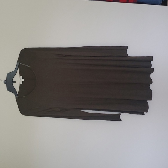 Zenana Outfitters Dresses & Skirts - Zenana Outfitters Dark Green long sleeve t-shirt dress